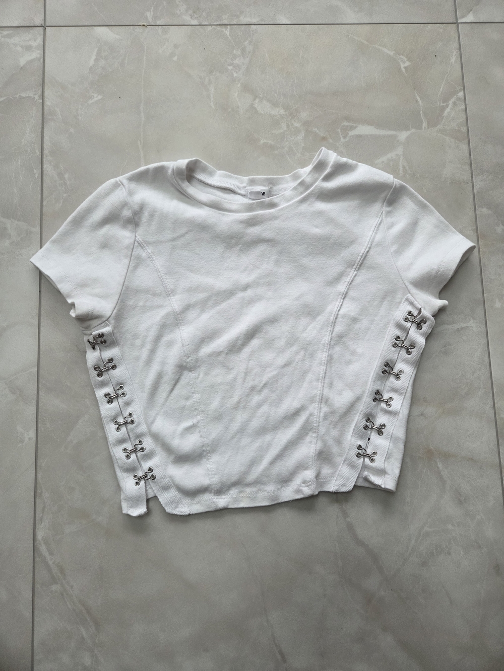 Garage White Short Sleeve Crop Top with Silver Hook Details